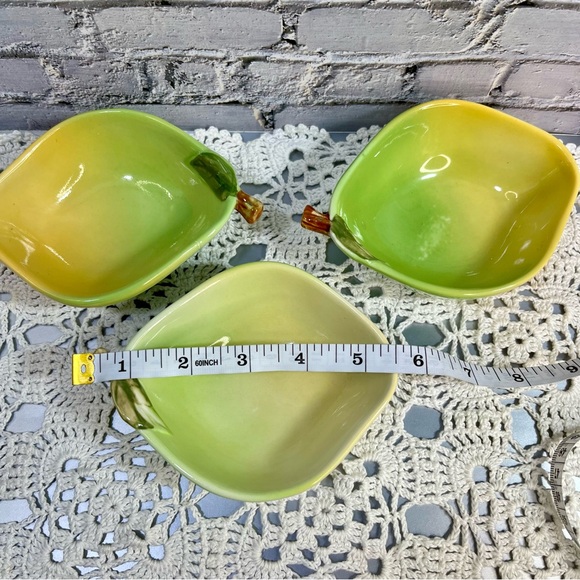Vintage WCL Art Pottery Ceramic Fruit Pear Condiment bowls set of 3 - Picture 4 of 4